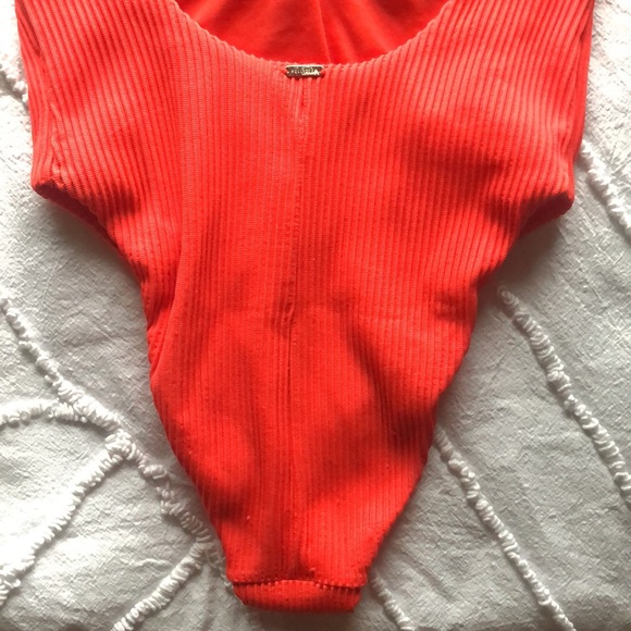 Hollister Hot Red-Orange Ribbed Swimsuit - Picture 5 of 5